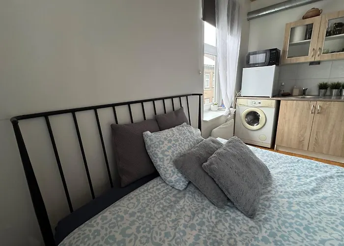 Lägenhet Laura Comfy Kappeli 8-2 Near Airport, Next To The Bus Station *