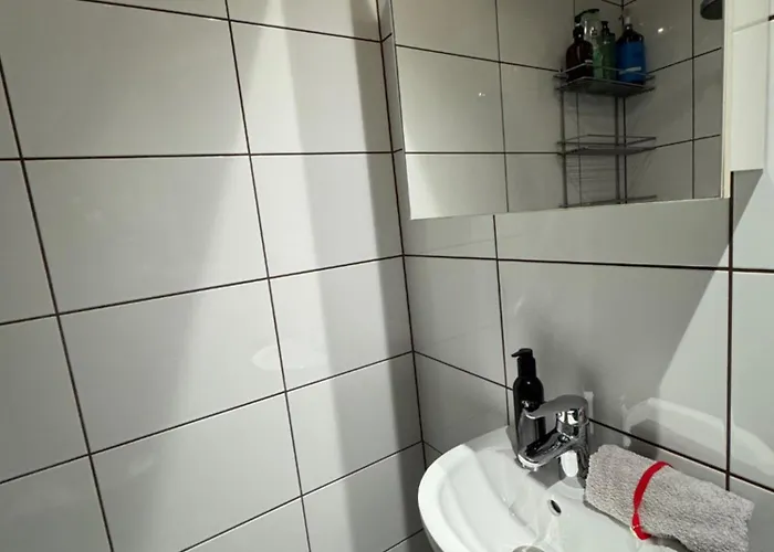 Laura Comfy Kappeli 8-2 Near Airport, Next To The Bus Station